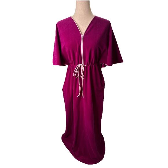 Vintage 70’s Vanity Fair Robe Housedress Fuchsia Pink Piping Trim Velour Size S - Picture 1 of 8